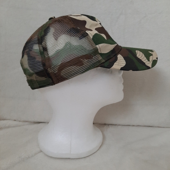 Toyota Trucks embroidered patch camo snapback trucker hat - Picture 9 of 11